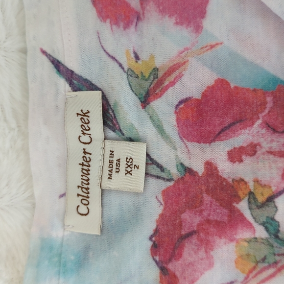 COLDWATER CREEK FLORAL TEE  🌺 - Picture 5 of 5